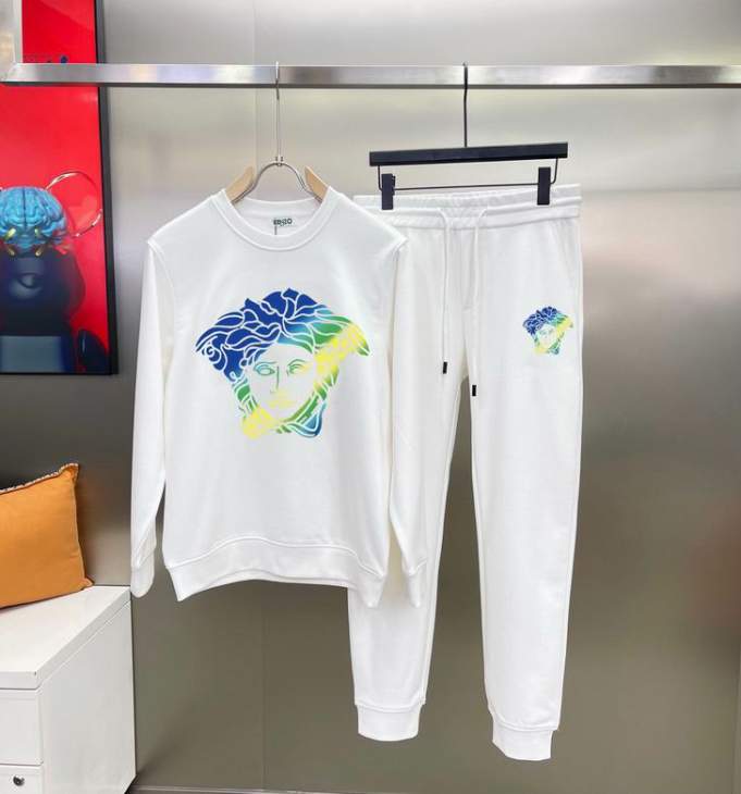 Picture of Versace Sweater Suits _SKUVersaceM-5XLkdtn9943055